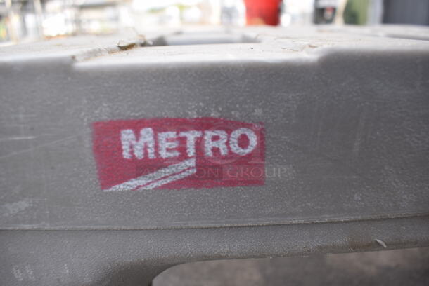 Metro Gray Poly Dunnage Rack. - Image 4 of 5