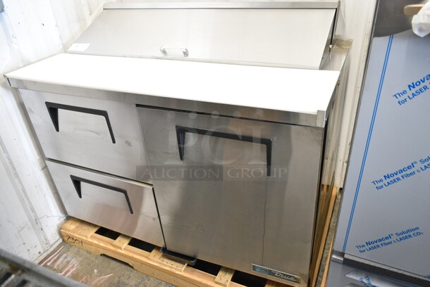 BRAND NEW! 2020 True TSSU-48-12D-2-HC  Stainless Steel Commercial Sandwich Salad Prep Table Bain Marie on Commercial Casters. 115 Volts, 1 Phase. Tested and Working! - Image 2 of 12