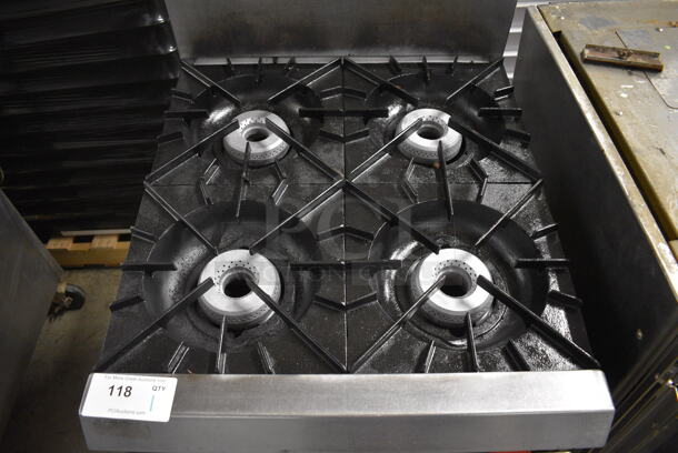 Vulcan Stainless Steel Commercial Natural Gas Powered 4 Burner Range w/ Oven and Back Splash. 24x30x62 - Image 2 of 4