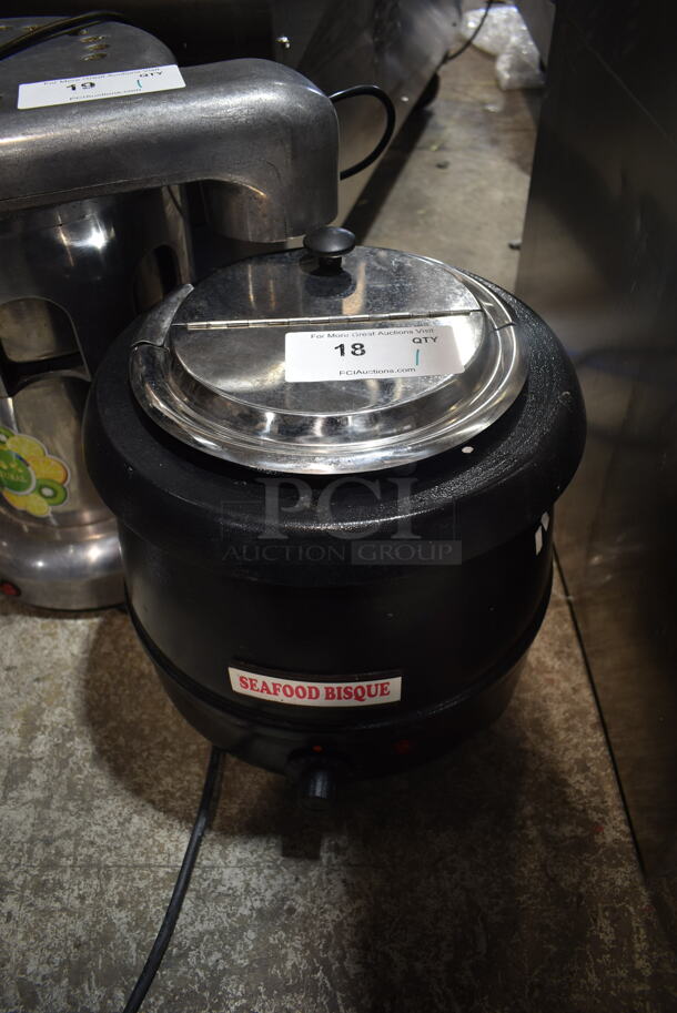 Winco ESW-66 Stainless Steel Commercial Countertop Soup Kettle Food Warmer. 120 Volts, 1 Phase. Tested and Working!