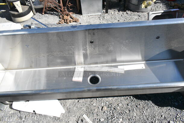 Regency 600HSMSB1872 Stainless Steel Commercial Wall Mount Sink.  - Image 3 of 6