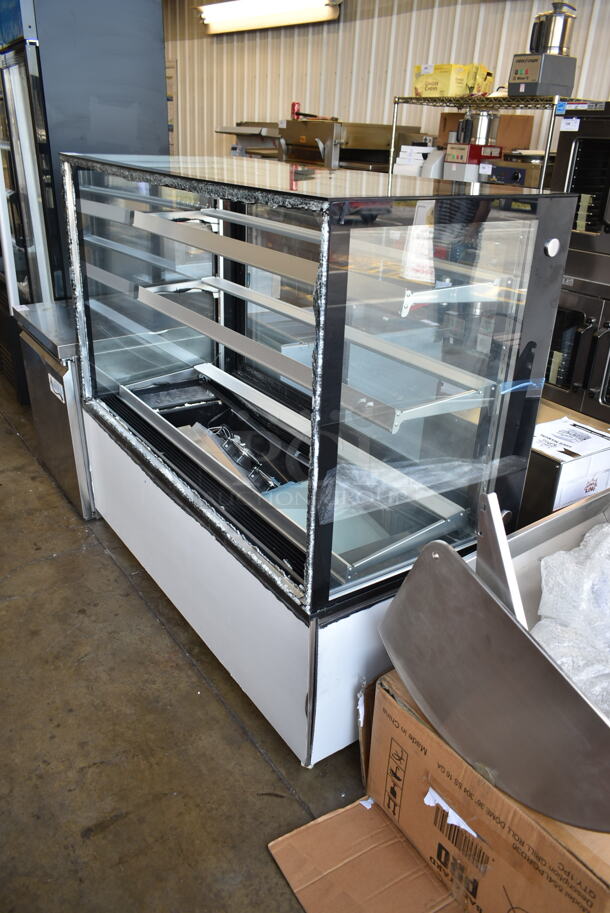 BRAND NEW SCRATCH AND DENT! ARC-471ZC Stainless Steel Commercial Floor Style Refrigerated Display Case Merchandiser. See Pictures For Broken Glass. 220 Volts, 1 Phase. - Image 2 of 5