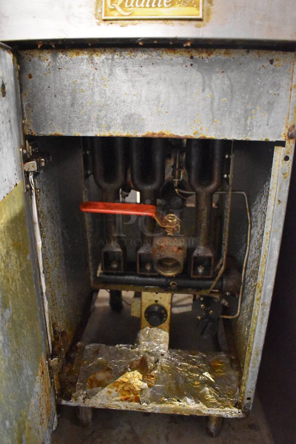 Qualite Stainless Steel Commercial Gas Powered Floor Style Deep Fat Fryer. 15.5x30x47 - Image 4 of 5