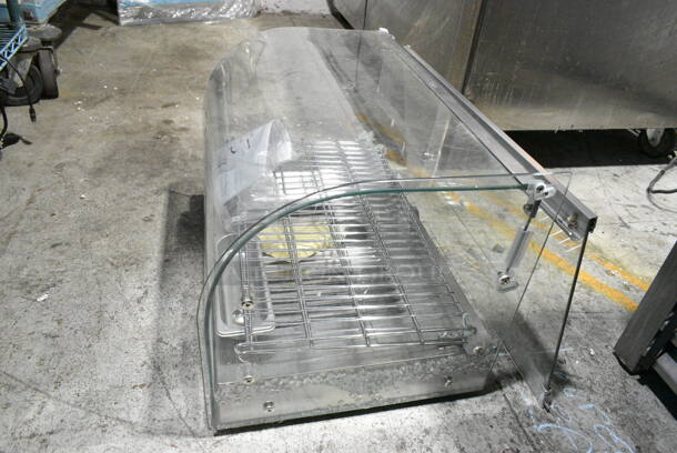 KoolMore HDC-1.5C Metal Countertop Heated Display Case Merchandiser. 110-120 Volts, 1 Phase. Tested and Working! - Image 2 of 10