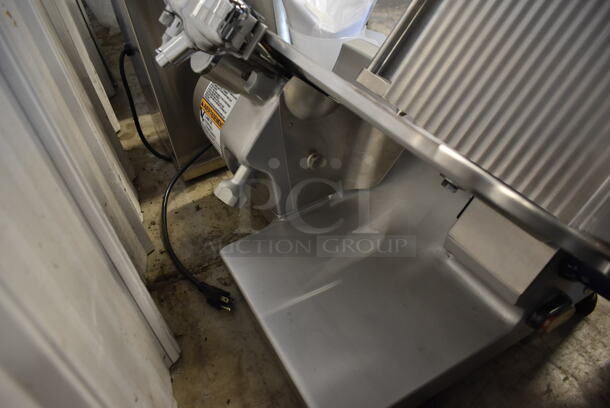 BRAND NEW SCRATCH AND DENT! Globe Chefmate GC512 Stainless Steel Commercial Countertop Automatic Meat Slicer w/ Blade Sharpener. 115 Volts, 1 Phase. Tested and Working! - Image 10 of 10