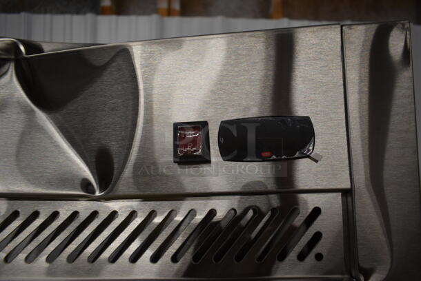 BRAND NEW SCRATCH AND DENT! 2023 Avantco 178Z1FHC Stainless Steel Commercial Single Door Reach In Freezer on Commercial Casters. Unit Is Locked. 115 Volts, 1 Phase. Tested and Working! - Image 2 of 9