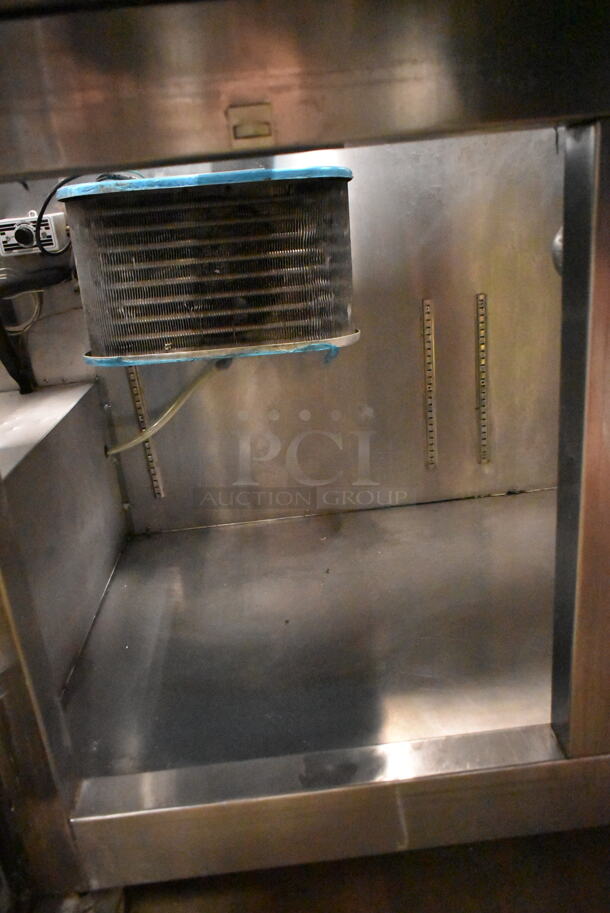 2014 Leader PT72 S/C Stainless Steel Commercial Pizza Prep Table w/ Oversized Stone Cutting Board. 115 Volts, 1 Phase. Tested and Working! - Image 7 of 8