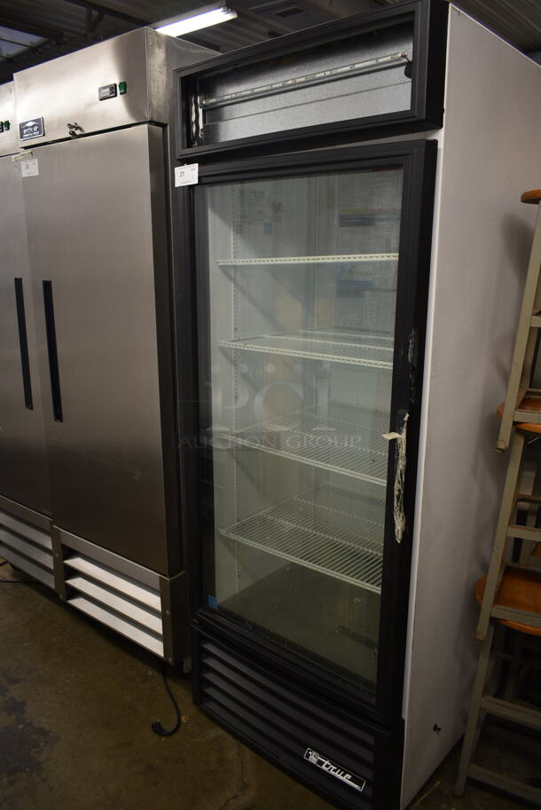 2014 True GDM-26-LD ENERGY STAR Metal Commercial Single Door Reach In Cooler Merchandiser w/ Poly Coated Racks. 115 Volts, 1 Phase. Tested and Powers On But Does Not Get Cold - Image 1 of 6
