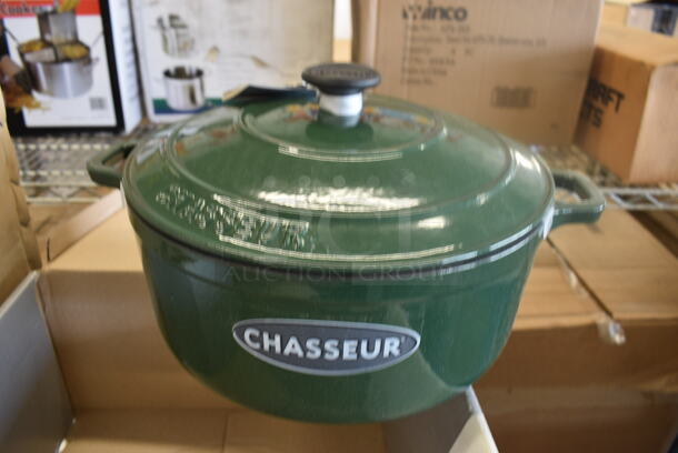 2 BRAND NEW IN BOX! Racing Green Round Casserole Dishes w/ Lids. 14x11x8. 2 Times Your Bid!