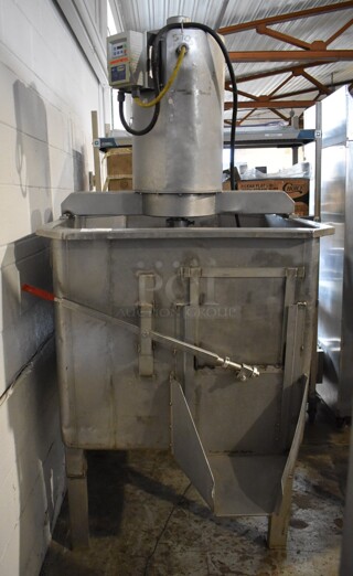 Metal Commercial Floor Style Mixer w/ Leeson SM4Series 174658.00 Flux Vector. 240 Volts, 3 Phase.