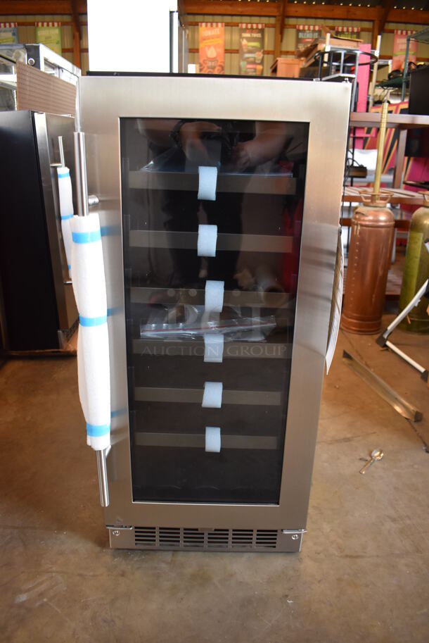 BRAND NEW SCRATCH AND DENT! Silhouette DWC031D1BSSPR Stainless Steel Single Door Reach In Wine Chiller Cooler Merchandiser. 115 Volts, 1 Phase. Tested and Working! - Image 1 of 5
