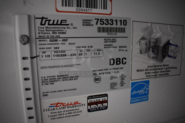 2013 True GDM-49F ENERGY STAR Metal Commercial 2 Door Reach In Freezer Merchandiser w/ Poly Coated Racks on Commercial Casters. 115/208-230 Volts, 1 Phase. 54x32x82. Tested and Working! - Image 3 of 5
