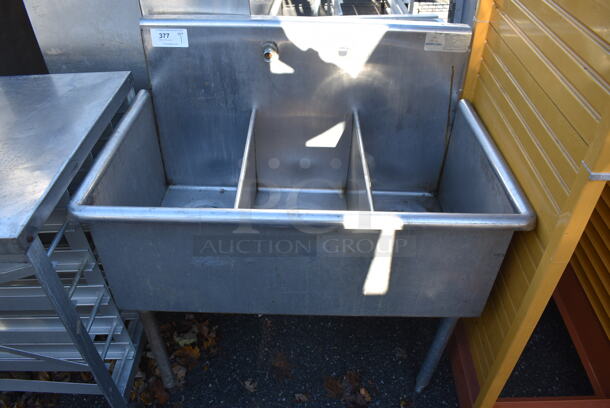 Stainless Steel Commercial 3 Bay Sink. 39x24.5x43. Bays 12x21x12