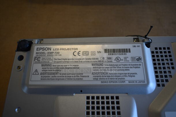 Epson EMP-720 LCD Projector in Bag. 100-240 Volts, 1 Phase.  - Image 10 of 11
