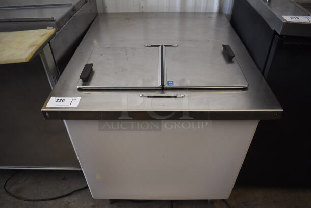 Stainless Steel Commercial Refrigerated Tray Return. 30x36x30.5. Tested and Working!