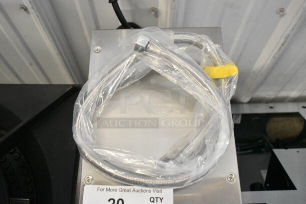 BRAND NEW SCRATCH AND DENT! Avantco 177HWDA2 Stainless Steel 2 Gallon Hot Water Dispenser. 120 Volts, 1 Phase.  - Image 6 of 7