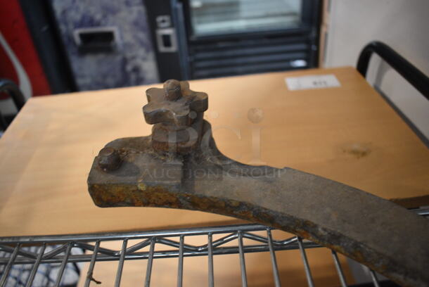 Metal Commercial Mixing Bowl Adapter. 25x10x4 - Image 3 of 3