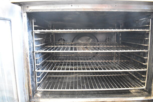 Blodgett Stainless Steel Commercial Natural Gas Powered Full Size Convection Oven w/ View Through Doors, Metal Oven Racks and Thermostatic Controls.  - Image 4 of 4