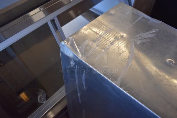 BRAND NEW SCRATCH AND DENT! 2015 Whynter BOR-326FS Stainless Steel Mini Single Door Outdoor Cooler. 115 Volts, 1 Phase. Tested and Working! - Image 5 of 7