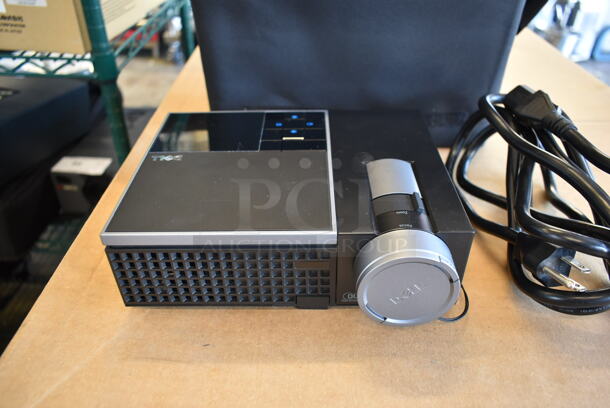 Dell M209X DLP Front Projector in Bag. 100-240 Volts, 1 Phase.  - Image 4 of 12