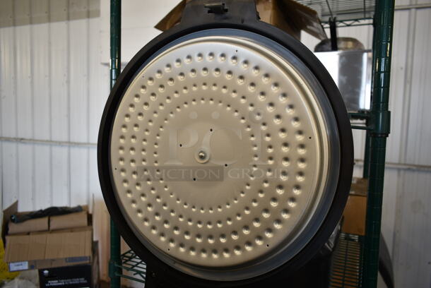 BRAND NEW SCRATCH AND DENT! 2023 Avantco 177RW90 Stainless Steel Commercial Countertop Electric Powered Rice Cooker. 120 Volts, 1 Phase. Tested and Working! - Image 5 of 6