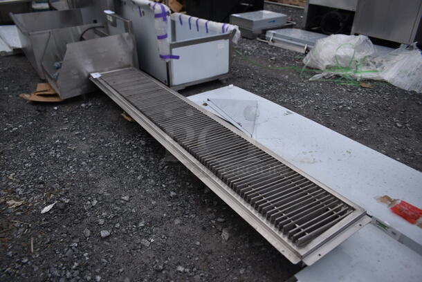 BRAND NEW SCRATCH AND DENT! Regency 600FT1272SS 12" x 72" 14-Gauge Stainless Steel Floor Trough with Grate - Image 3 of 5