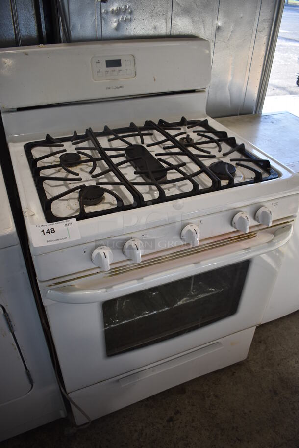 Frigidaire FFGF3019LWF Metal Natural Gas Powered 4 Burner Range w/ Oven. 30x27x47 - Image 4 of 8