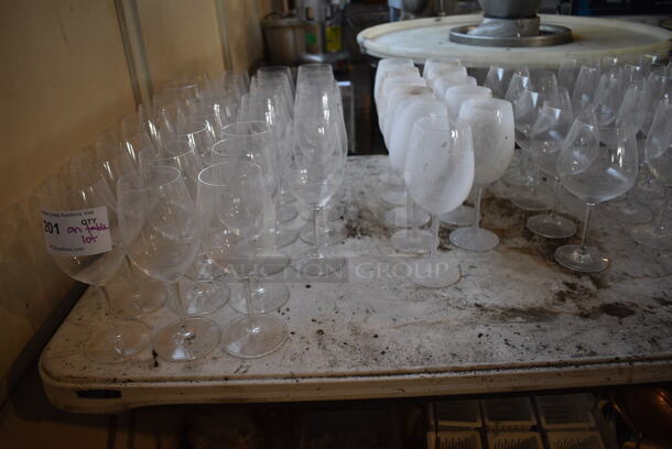 ALL ONE MONEY! Lot of Tabletop Lot of Various Items Including Wine Glasses, Saucers and Heart Shaped Dishes. Does Not Include Table. - Image 8 of 8