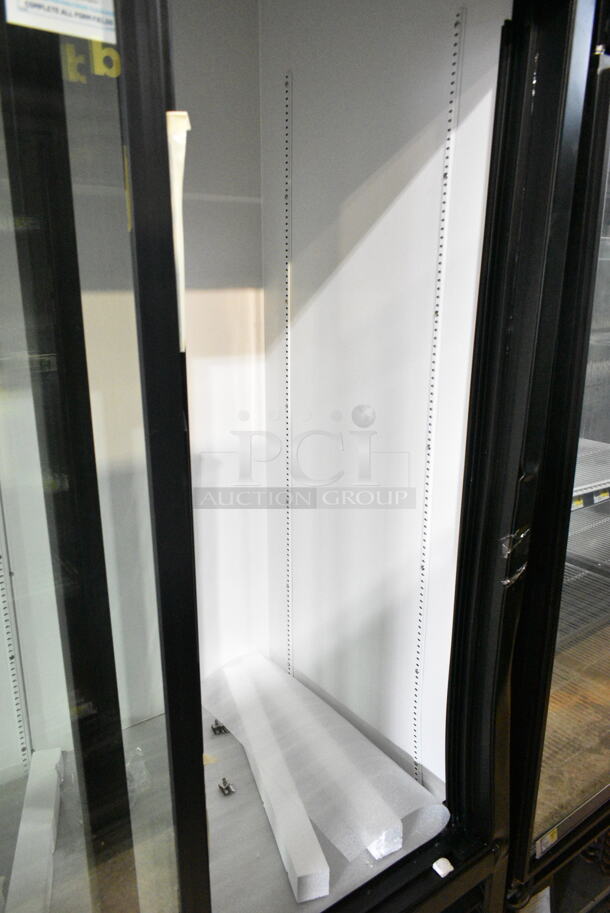 BRAND NEW SCRATCH AND DENT! 2024 True GDM-49 Metal Commercial 3 Door Reach In Cooler Merchandiser w/ Poly Coated Racks. 115 Volts, 1 Phase. Tested and Working! - Image 4 of 7