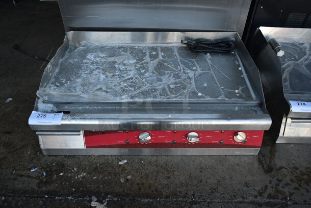 BRAND NEW SCRATCH AND DENT! 2023 Avantco 177EG30N Stainless Steel Commercial Countertop Electric Powered Flat Top Griddle. 208/240 Volts, 1 Phase. - Image 2 of 6