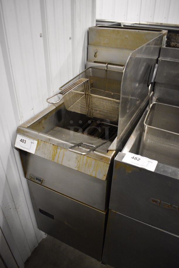 Pitco Frialator Model 14RS Stainless Steel Commercial Floor Style Natural Gas Powered Deep Fat Fryer w/ Right Side Splash Guard and Basket on Commercial Casters. 16x31.5x47 - Image 3 of 7