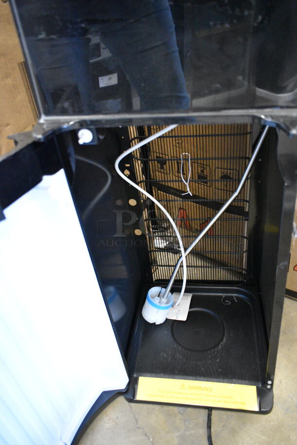 LIKE NEW! Avalon A4BLWTRCLR Bottom Loading Stainless Steel Bottle Water Dispenser. 115 Volts, 1 Phase. Tested and Working! - Image 5 of 9