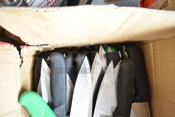 60 SHARPENED Stainless Steel Knives Including Chef Knives. 60 Times Your Bid!  - Image 6 of 7