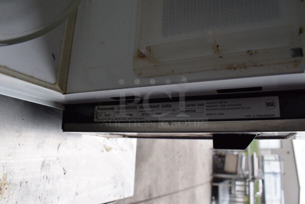 Panasonic CME-1024F Metal Commercial Countertop Microwave Oven. 120 Volts, 1 Phase. 20x15x12 - Image 7 of 7