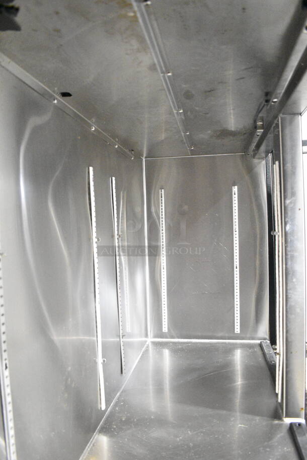 Glastender BB84-L1-BS(LRR) Metal Commercial 3 Door Direct Draw Kegerator w/ 3 Couplers. 115 Volts, 1 Phase. Tested and Working! - Image 7 of 9