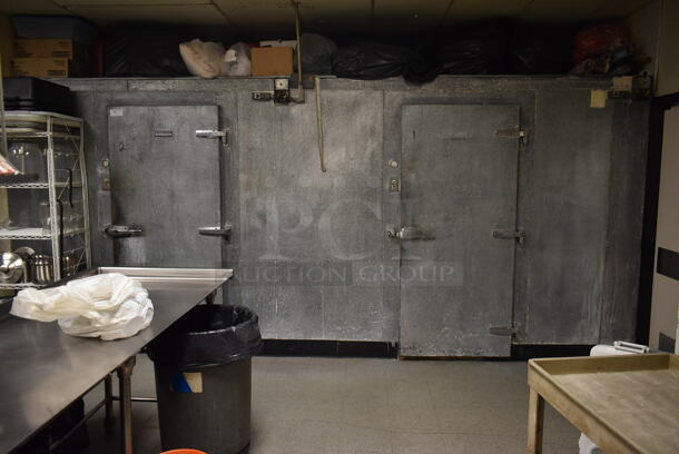 2 Harford Walk In Boxes That Make One 17'x9.5'x7.5' Combo Box w/ Russell STE26-75B-D 230 Volt, 1 Phase Evaporator and Kramer 230 Volt, 1 Phase Evaporator. Does Not Include Contents. Left Side is 8'x9.5'x7.5' and Right Side is 9'x9.5'x7.5'. 2 Times Your Bid! BUYER MUST REMOVE: This Item CANNOT Be Transported; Must Pick Up By Appointment Only. Freon Will Be Removed Before Pick Up Day. Tested and Working! (dish room) - Image 1 of 12
