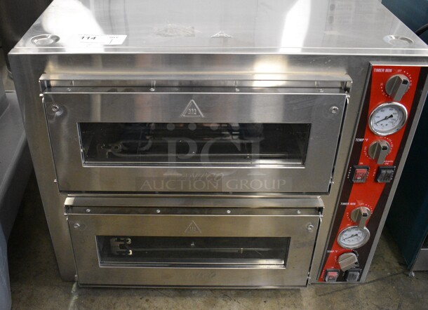 Avantco Model FP-11E 177DPO18DD Stainless Steel Commercial Countertop Electric Powered Double Deck Pizza Oven. 240 Volts. Unit Was Only Used a Few Times as a Demonstration at Trade Show. 28x21x23