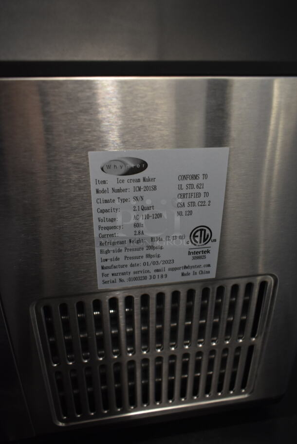 BRAND NEW SCRATCH AND DENT! Whynter ICM-201SB 2.1 Quart Countertop Automatic Ice Cream Maker. 115 Volts, 1 Phase. Tested and Working! - Image 5 of 5