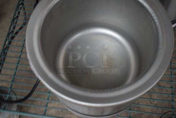 2 APW Wyott RCW-7 Stainless Steel Commercial Countertop Soup Kettle Food Warmer Rethermalizer w/ Drop In and Lid. 120 Volts, 1 Phase. 2 Times Your Bid! Tested and Working! - Image 7 of 10