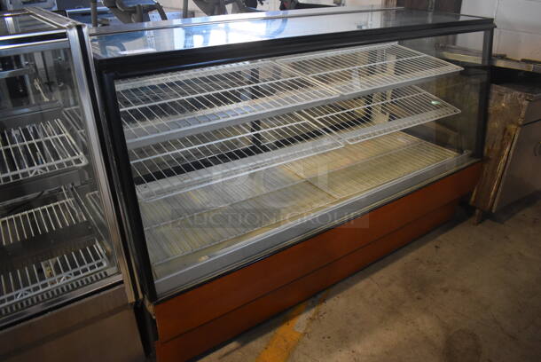 Federal SGD7748 Metal Commercial Floor Style Dry Display Case Merchandiser. 120 Volts, 1 Phase. 77x34x49