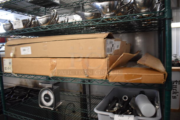 ALL ONE MONEY! Tier Lot of Various Items Including Wall Mounts - Image 2 of 4