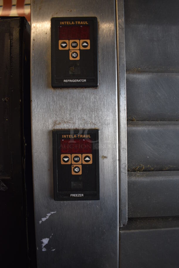 Traulsen Model ADT132WUT-HHS Stainless Steel Commercial Cooler Freezer Combo Unit w/ Metal Racks on Commercial Casters. 115 Volts, 1 Phase. 30x35x83. Tested and Powers On But Does Not Get Cold - Image 4 of 7