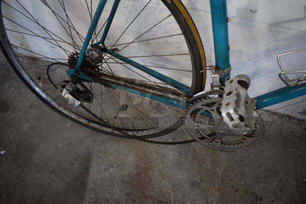 Technium Tri-lite Blue, Yellow and Gray Metal Road Bicycle. 18x66x37 - Image 6 of 7