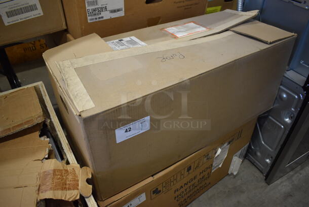 BRAND NEW SCRATCH AND DENT! Broan Elite 153004 30-Inch Under-Cabinet Slide-Out Range Hood w/ Light, Brushed Aluminum. Stock Picture Used For Gallery Picture. - Image 4 of 9