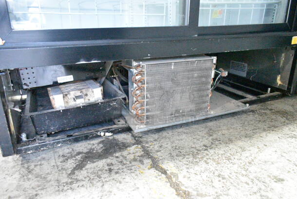 2016 True GDM-41SL-48-HC-LD Metal Commercial 2  Door Reach In Cooler Merchandiser w/ Poly Coated Racks. 115 Volts, 1 Phase. Tested and Working! - Image 3 of 7