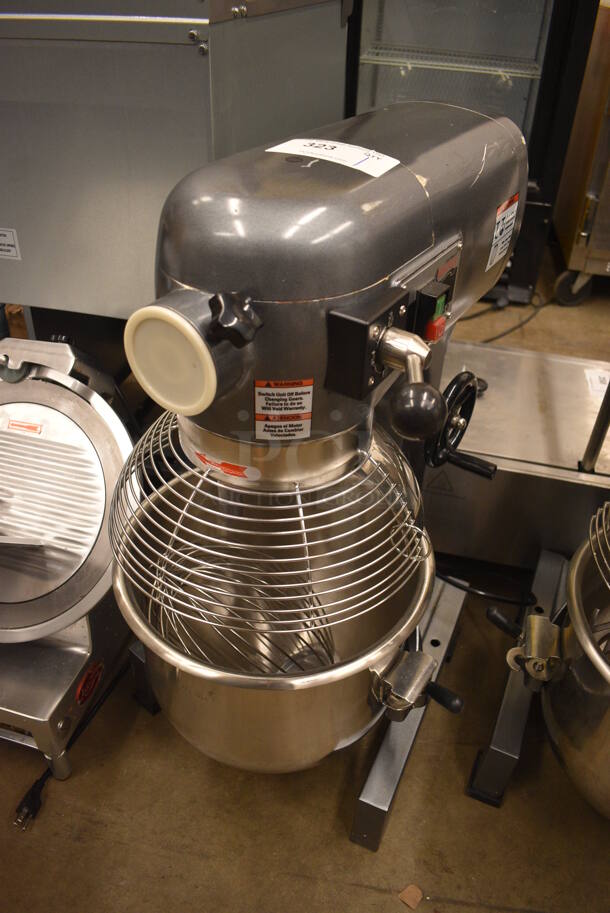 Avantco MX20 Metal Commercial Countertop 20 Quart Planetary Dough Mixer w/ Stainless Steel Mixing Bowl, Bowl Guard and Whisk Attachment. 120 Volts, 1 Phase. 18x20x32. Tested and Working But On Button Needs To Be Held Down - Image 2 of 6