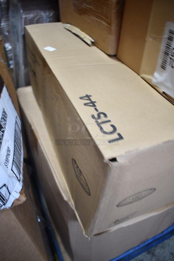PALLET LOT of 30 BRAND NEW Boxes Including 3 Box Rubbermaid Q851-20 Dust Mops, LCTS-44 Lids, 6 Box 9789 Gunther Tooties, 3 Box PWP 11175 Tall Fluted Dome for Pie. 30 Times Your Bid!  - Image 5 of 12
