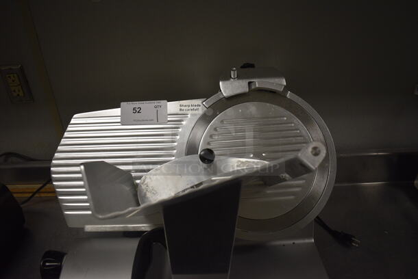 Avantco SL300C Stainless Steel Commercial Countertop Automatic Meat Slicer / Blade Sharpener. 110-120 Volts, 1 Phase. 24x20x19. Item Was in Working Condition on Last Day of Business. (kitchen) - Image 5 of 10