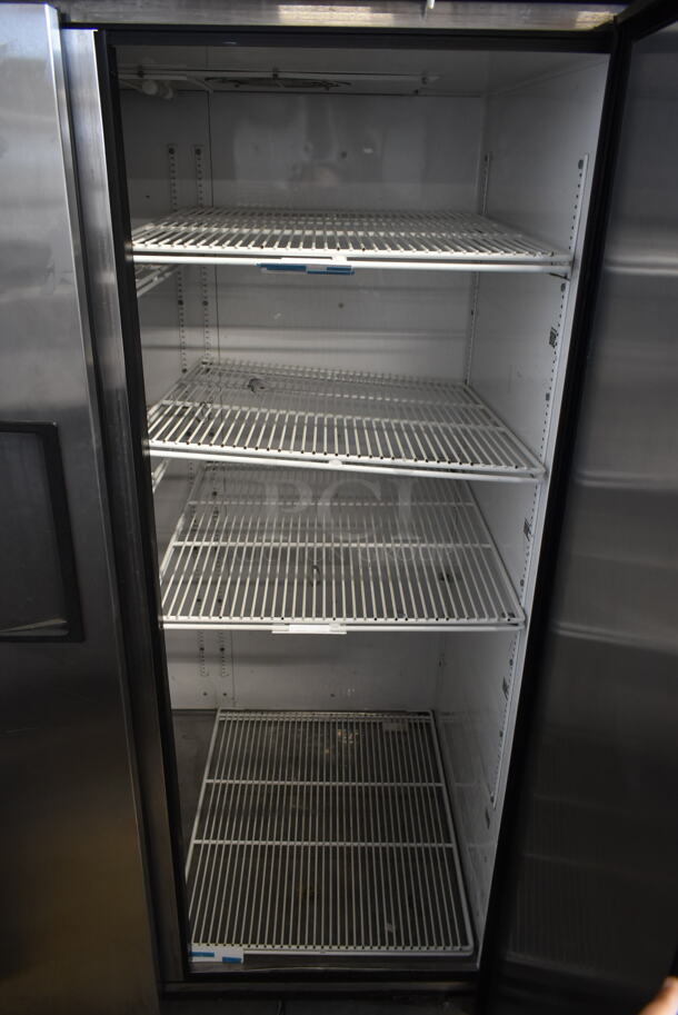 True TG2R-2S ENERGY STAR Stainless Steel Commercial 2 Door Reach In Cooler w/ Poly Coated Racks on Commercial Casters. 115 Volts, 1 Phase. Tested and Working! - Image 8 of 8