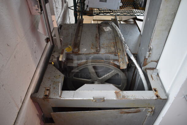 Hobart Metal Commercial Floor Style Meat Saw. Missing Pieces. 208-240 Volts. 27x34x74 - Image 4 of 8